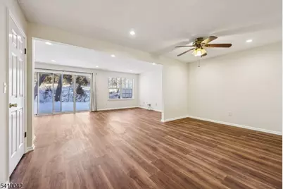 1075 Ash Dr, Mahwah, NJ 07430 - Photo 6