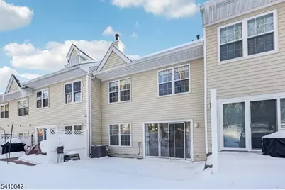 1075 Ash Dr, Mahwah, NJ 07430 - Photo 38