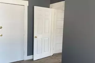 32 Rosehill Pl, Irvington, NJ 07111 - Photo 4