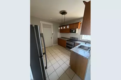 32 Rosehill Pl #2, Irvington, NJ 07111 - Photo 4