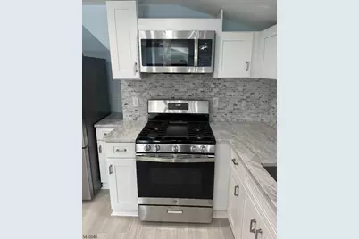 202 Black Oak Ridge Rd, Wayne, NJ 07470 - Photo 6