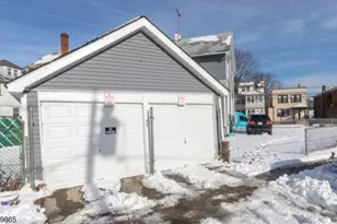 20 Mt Vernon Ave, Irvington, NJ 07111 - Photo 14