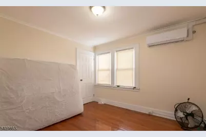 20 Mount Vernon Ave, Irvington, NJ 07111 - Photo 8