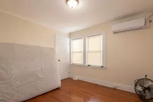 20 Mt Vernon Ave, Irvington, NJ 07111 - Photo 8