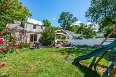 240 Princeton Ave, Rahway, NJ 07065 - Photo 20