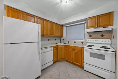 528 Andria Ave #253, Hillsborough Township, NJ 08844 - Photo 8