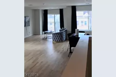 116 Brookdale Ave Unit #2, Newark, NJ 07106 - Photo 4