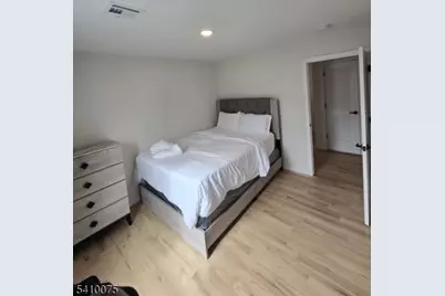 116 Brookdale Ave Unit #2, Newark, NJ 07106 - Photo 6