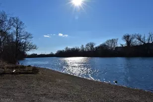 41 Elmwood Terrace, Elmwood Park, NJ 07407 - Photo 48