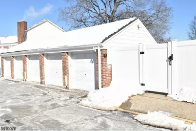 41 Elmwood Ter #41, Elmwood Park, NJ 07407 - Photo 38