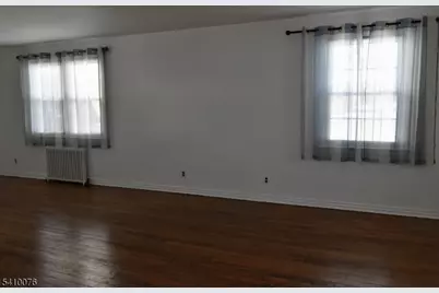 41 Elmwood Ter #41, Elmwood Park, NJ 07407 - Photo 6