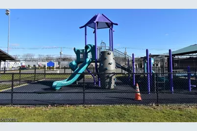 41 Elmwood Ter #41, Elmwood Park, NJ 07407 - Photo 42