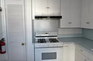 41 Elmwood Terrace, Elmwood Park, NJ 07407 - Photo 16