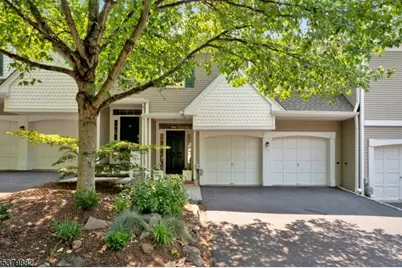 25 Rock Creek Woods Dr, Lambertville, NJ 08530 - Photo 2