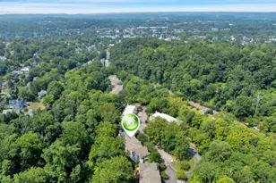 25 Rock Creek Woods Dr, Lambertville, NJ 08530 - Photo 32