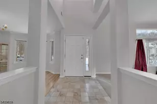 4 Tanglewood Way, Mount Olive, NJ 07828 - Photo 8