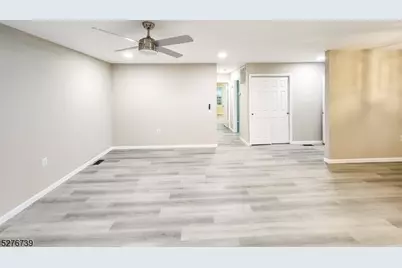 3D John Adams Ct, Monroe Township, NJ 08831 - Photo 6