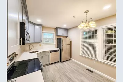 3D John Adams Ct, Monroe Township, NJ 08831 - Photo 10