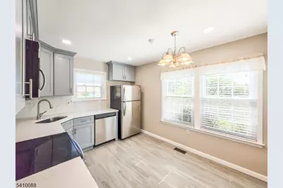 3D John Adams Ct, Monroe Township, NJ 08831 - Photo 10