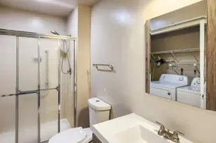 3D John Adams Ct, Monroe Township, NJ 08831 - Photo 18