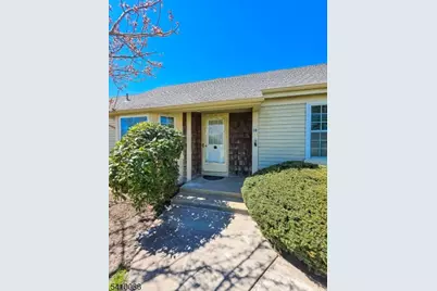 3D John Adams Ct, Monroe Township, NJ 08831 - Photo 2