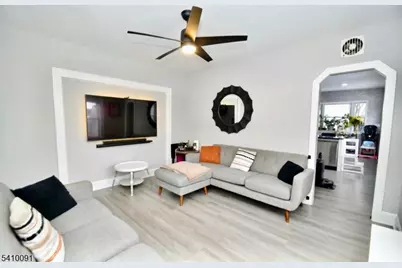 30 Woodside Ave, Haledon, NJ 07508 - Photo 2