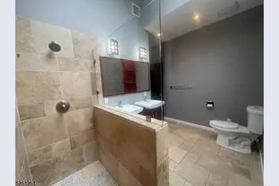 929 Baldwin Ave #2, Linden, NJ 07036 - Photo 14