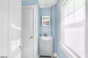 35 Leigh St, Clinton, NJ 08809 - Photo 14