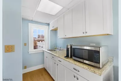 35 Leigh St, Clinton, NJ 08809 - Photo 12