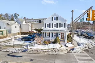 35 Leigh St, Clinton, NJ 08809 - Photo 4