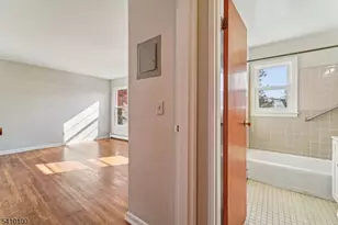 476 Joralemon St, Belleville, NJ 07109 - Photo 6