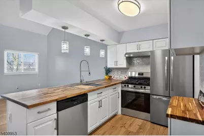 7 Arapahoe Dr Unit #8, Vernon, NJ 07462 - Photo 2