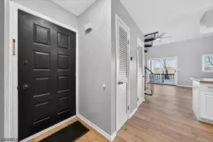 7 Arapahoe Dr Unit, Vernon, NJ 07462 - Photo 1