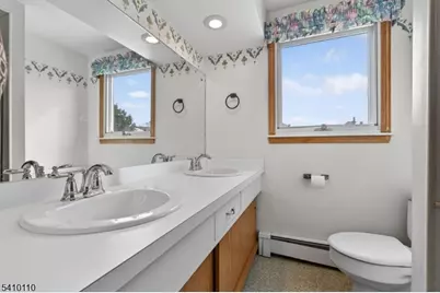 710 W Elm St, Linden, NJ 07036 - Photo 20