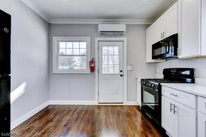 281 Altamont Pl, Somerville, NJ 08876 - Photo 8