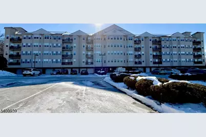 375 Rifle Camp Rd #307, Woodland Park, NJ 07424 - Photo 2