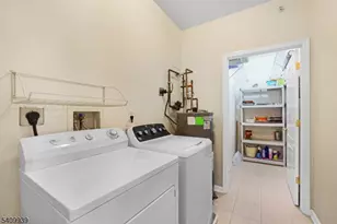 375 Rifle Camp Rd, Woodland Park, NJ 07424 - Photo 20