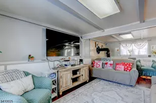 21 Normandy Cir, Hopatcong, NJ 07843 - Photo 16