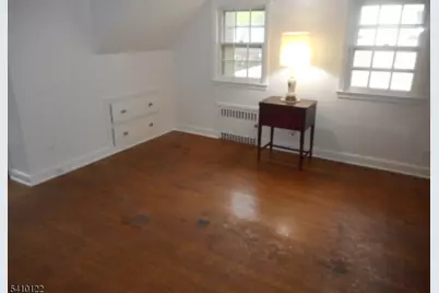 52 E Sumner Ave, Roselle Park, NJ 07204 - Photo 18