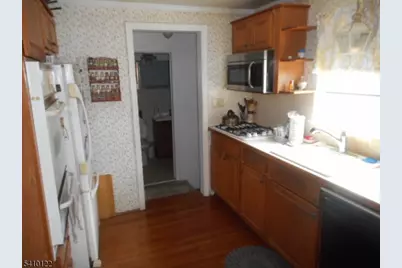 52 E Sumner Ave, Roselle Park, NJ 07204 - Photo 10