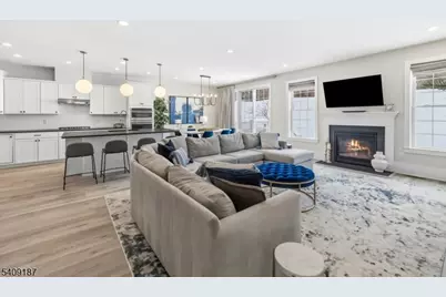 34 Aspen Dr, Cedar Grove Twp., NJ 07009 - Photo 4