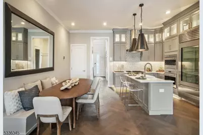 4 Blackmoor Ln, Randolph Township, NJ 07869 - Photo 8