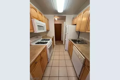 873 Main St #C, Hackensack, NJ 07601 - Photo 8