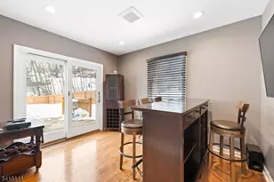 34 Bayview Ave, Hopatcong, NJ 07843 - Photo 8