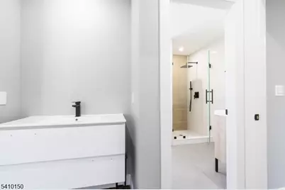 57 Berlant Ave, Linden, NJ 07036 - Photo 12