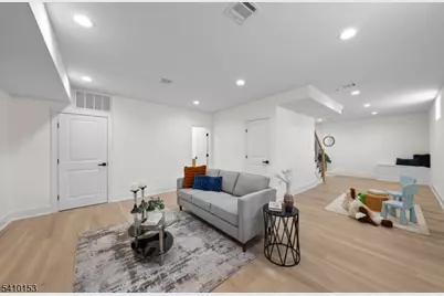 135 La Salle Ave, Clifton, NJ 07013 - Photo 34