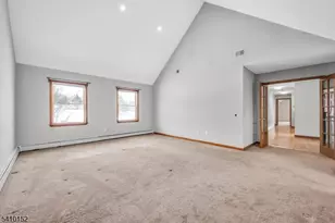 10 Red Robin Way, Raritan Township, NJ 08822 - Photo 18