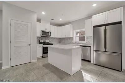 67 Wainwright St #1, Newark, NJ 07112 - Photo 2