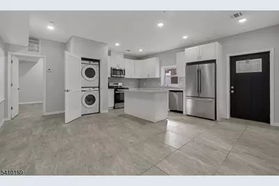 67 Wainwright St #1, Newark, NJ 07112 - Photo 4