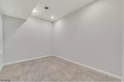 67 Wainwright St #1, Newark, NJ 07112 - Photo 6